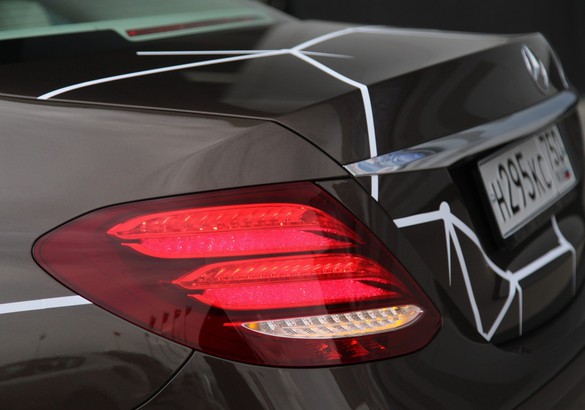Mercedes показал в России новый E-Class