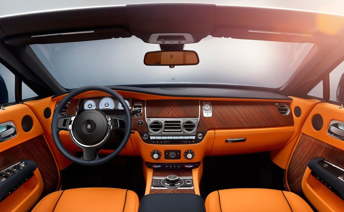 Rolls-Royce Dawn доступен для заказа в России