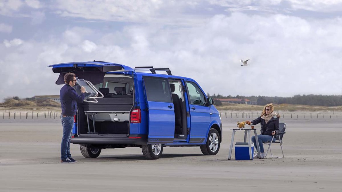 Volkswagen превратил Multivan в авто для кемпинга