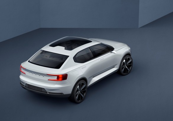 Volvo показала будущие модели 40-й серии
