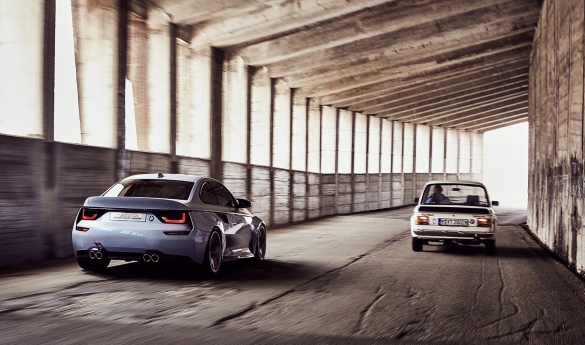 BMW создала концепт к юбилею 2002 turbo