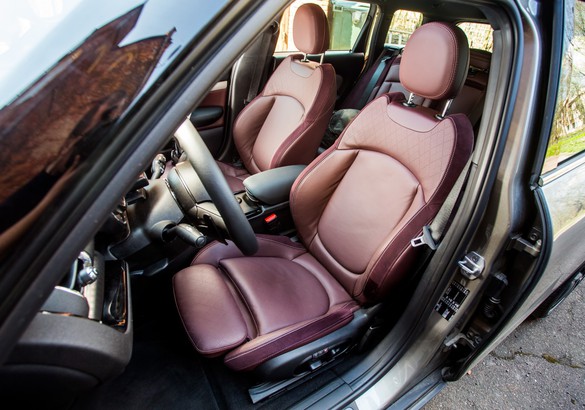 Тест-драйв Mini Clubman S и BMW 118i: не жалейте денег