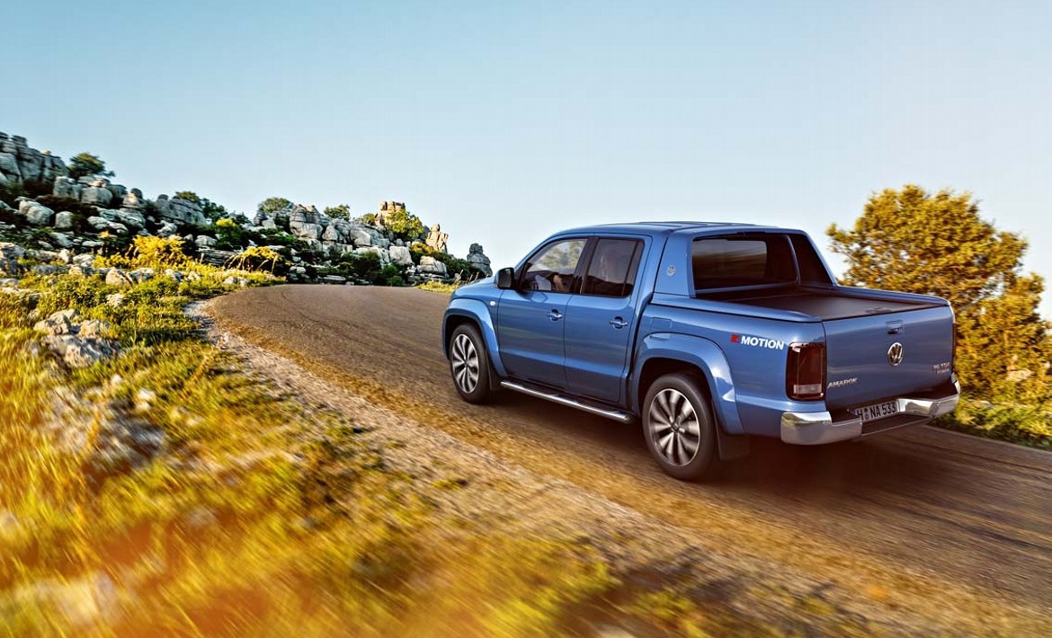 Volkswagen показал салон обновленного Amarok