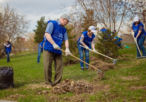 Волонтеры «Газпромнефти» приняли участие в экологической акции «Зеленая весна»