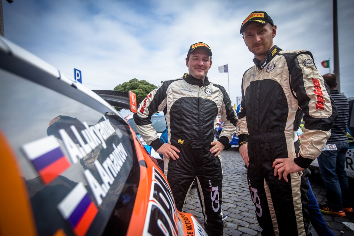 Лукьянюк и Арнаутов стали вторыми на Азорских островах