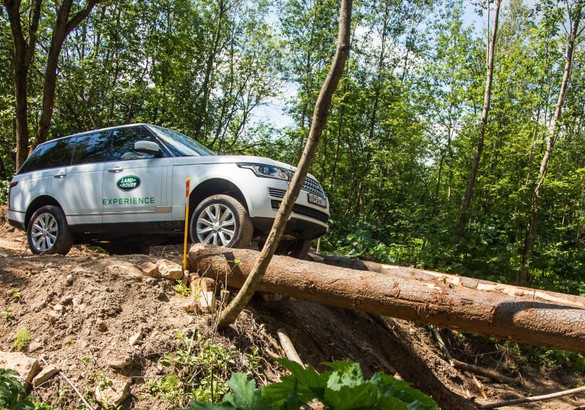Погружение в мир Land Rover: новый формат привлечения клиентов