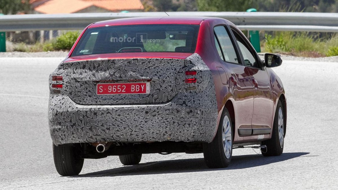 Renault испытывает обновленный Logan