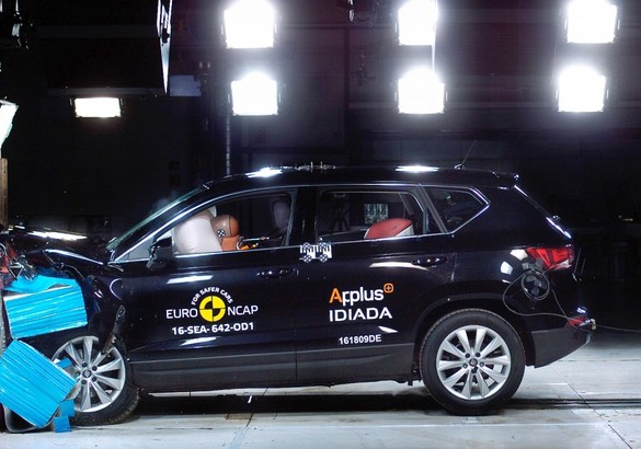 Новый Volkswagen Tiguan разбился на отлично