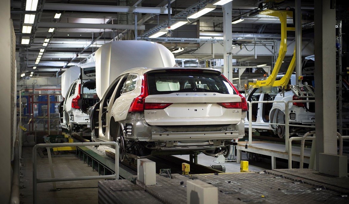 Volvo запустила производство универсала V90