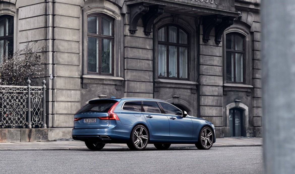 Новые Volvo S90 и V90 получили пакет R-Design