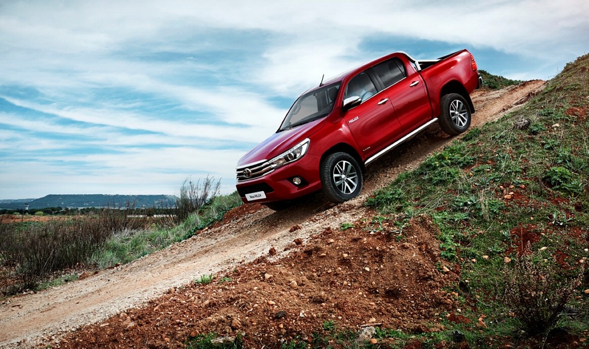 Toyota объявила о скидках на июль