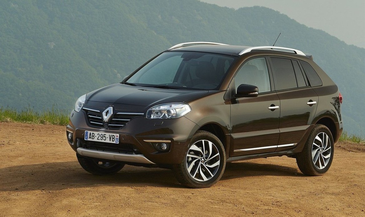В России прекращены продажи двух моделей Renault