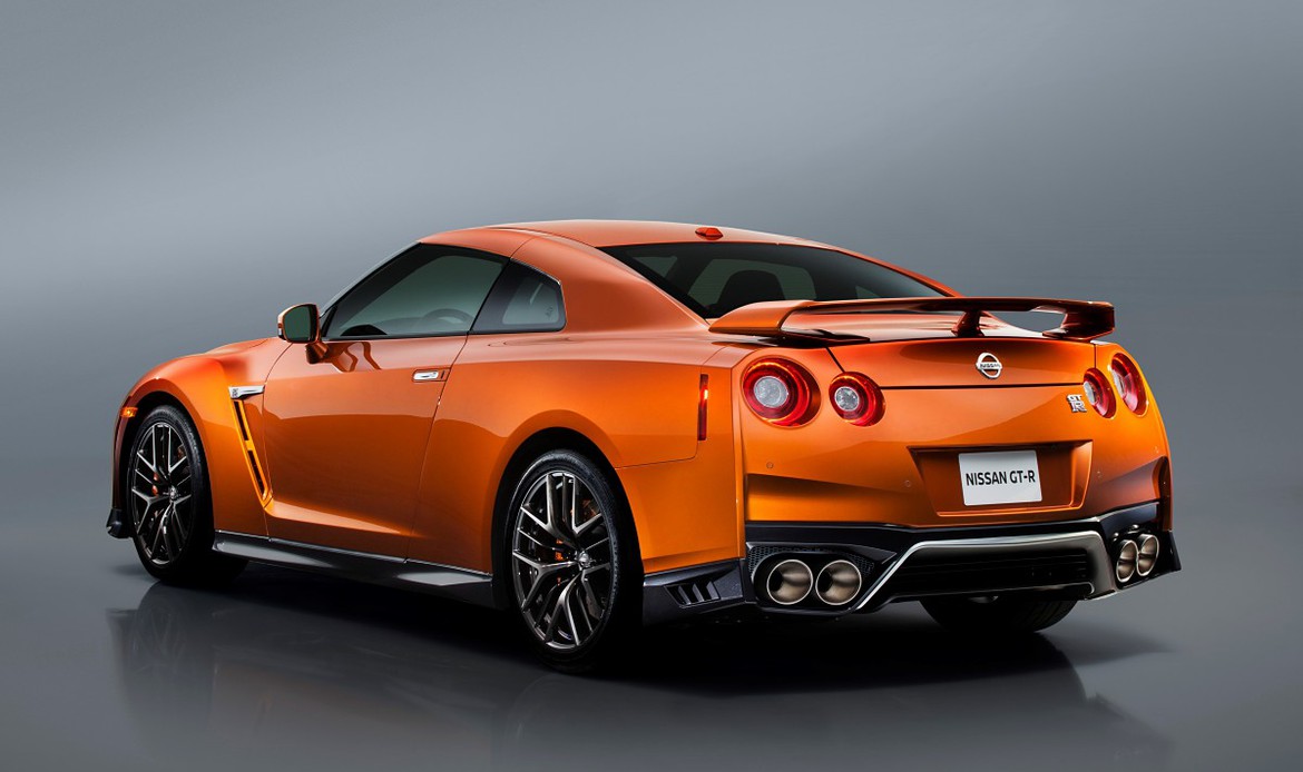 Новый Nissan GT-R стал доступен для заказа в России