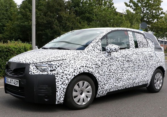 Новый Opel Meriva станет наполовину кроссовером