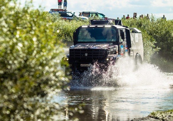 Ралли-рейд «Шелковый путь 2016»: что творилось в зачёте внедорожников