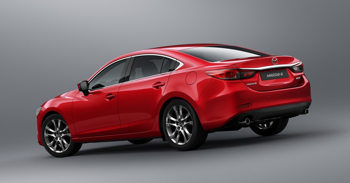 Осенью в Россию приедет обновленная Mazda6