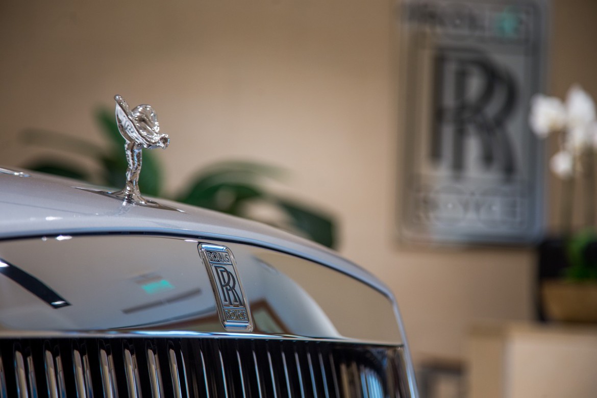 Тест-драйв Rolls-Royce Ghost и Rolls-Royce Phantom Drophead Coupe: репортаж из зазеркалья