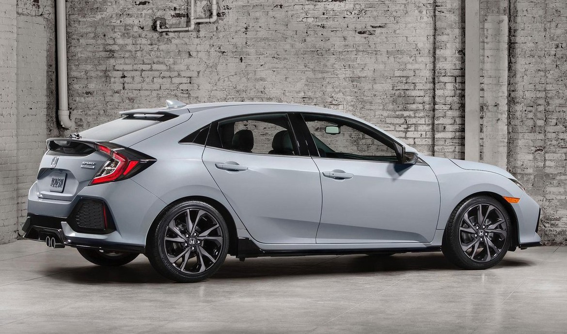 Хэтчбек Honda Civic нового поколения встал на конвейер