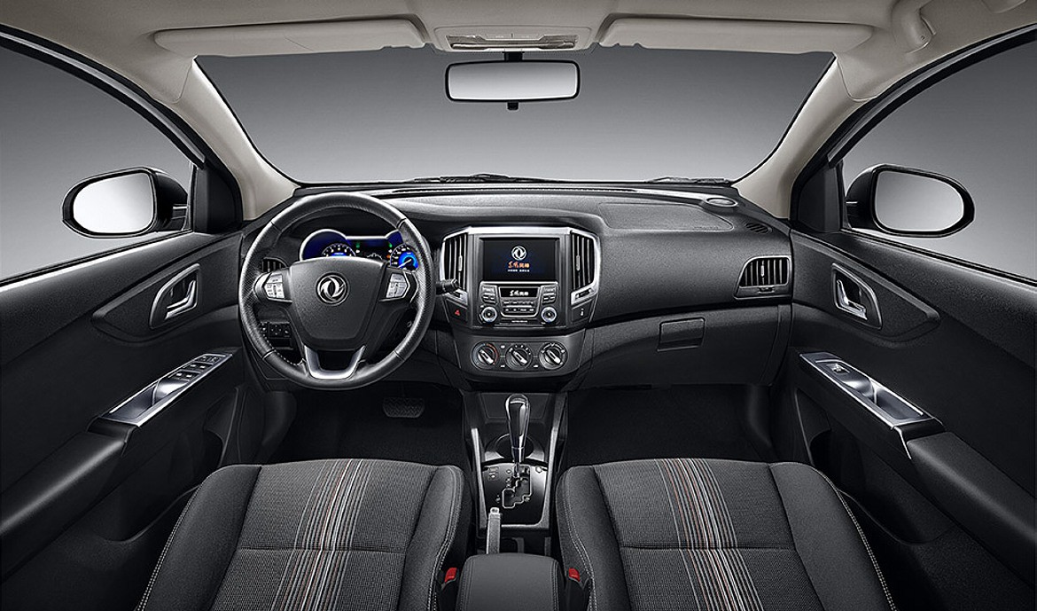 DFM везет в Москву новый кроссовер