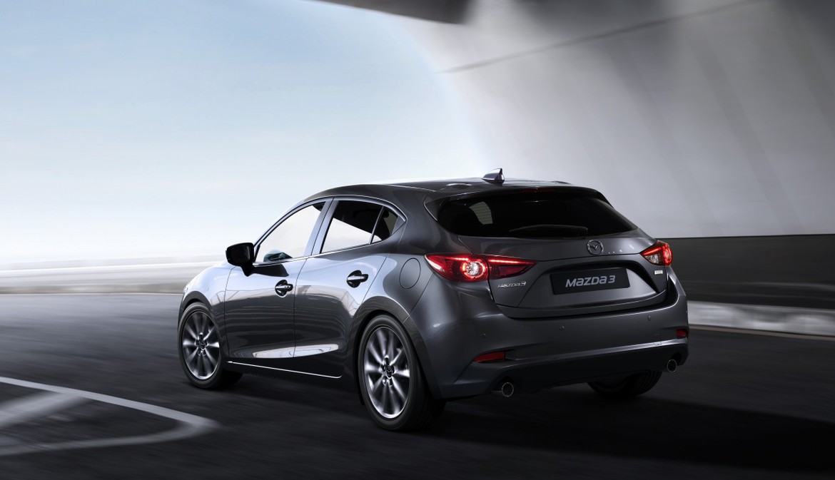 Обновленная Mazda3 приедет в Россию в сентябре