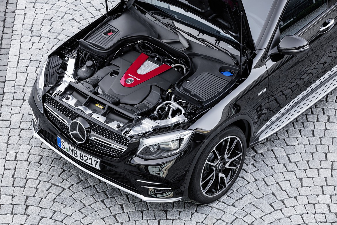 Париж 2016: Mercedes рассекретил AMG-версию GLC Coupe