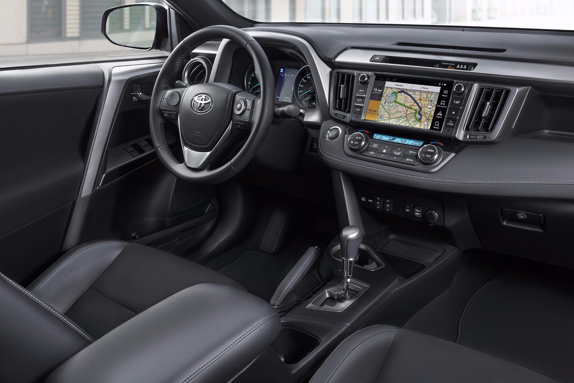 Toyota RAV4 стала доступна в спецверсии Exclusive