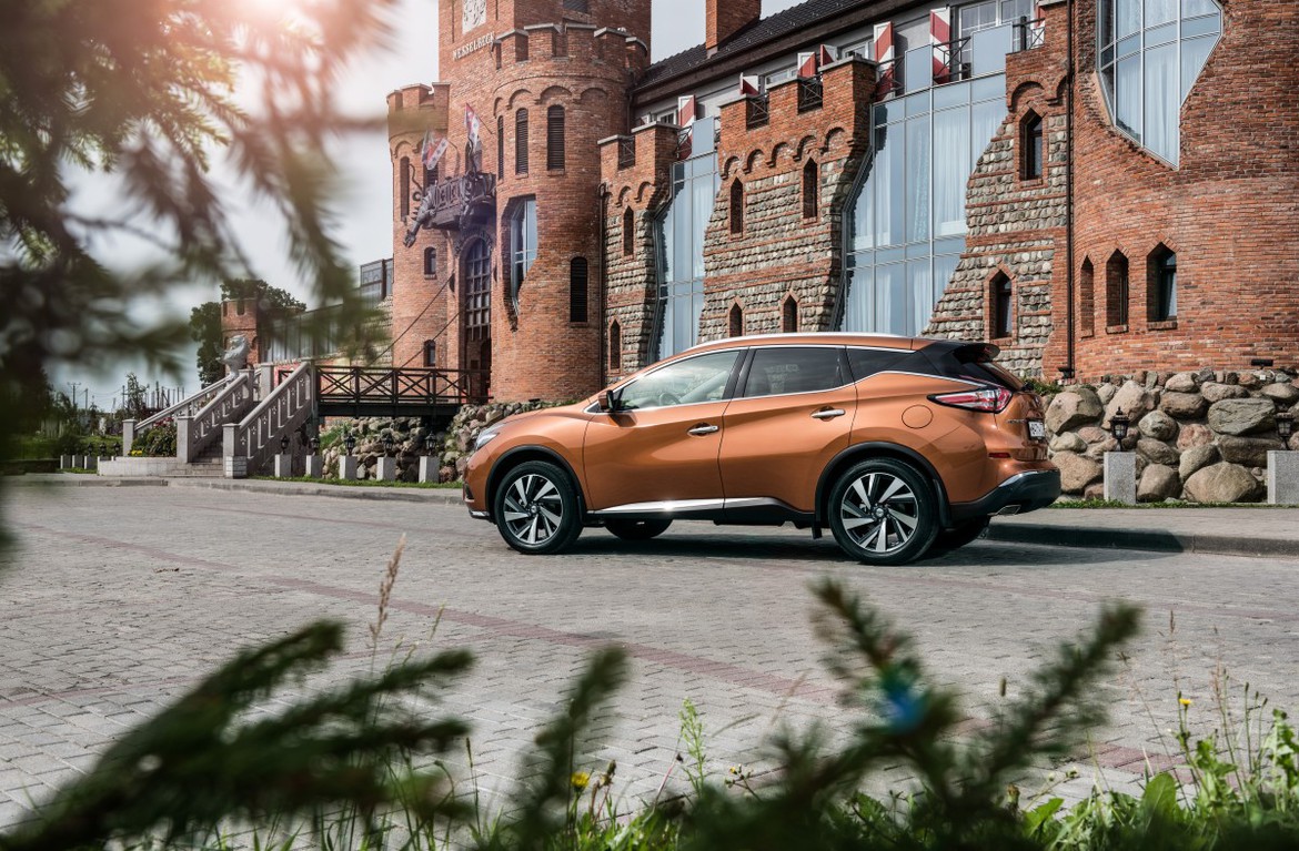 Nissan назвал дату начала продаж нового Murano