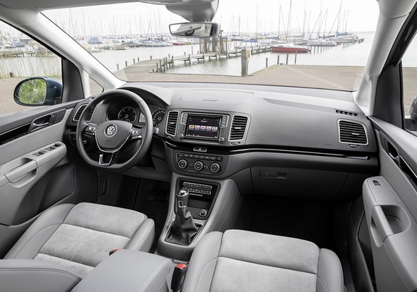 Обновленный Volkswagen Sharan получил новый силовой агрегат