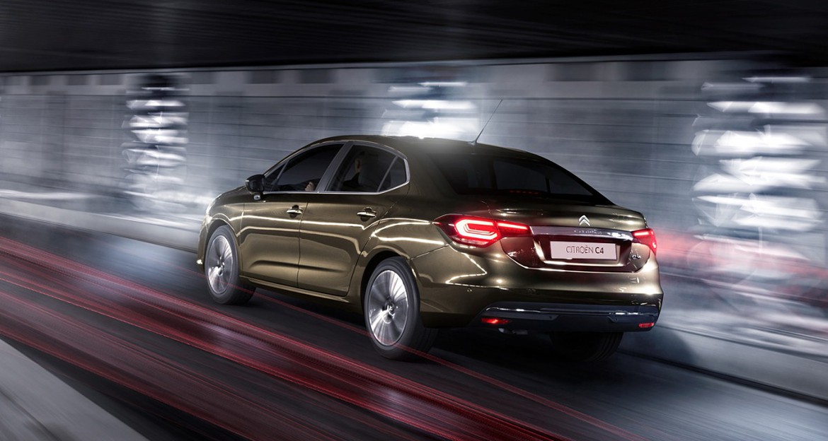 Citroen объявил стартовую цену нового C4 Sedan для России