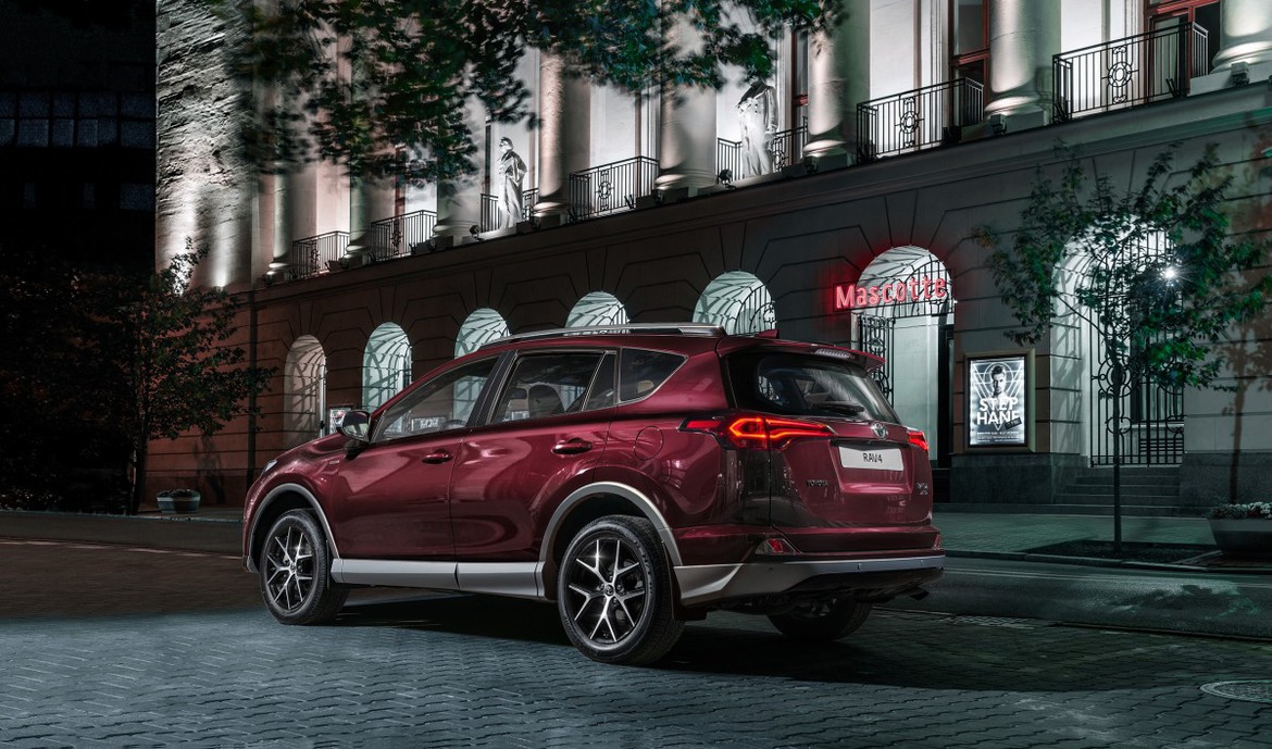 В России стартовали продажи спецверсии Toyota RAV4