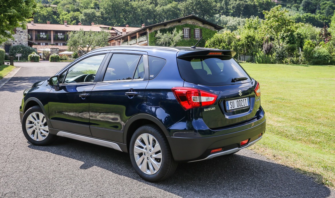 Обновленный Suzuki SX4 получил российский ценник