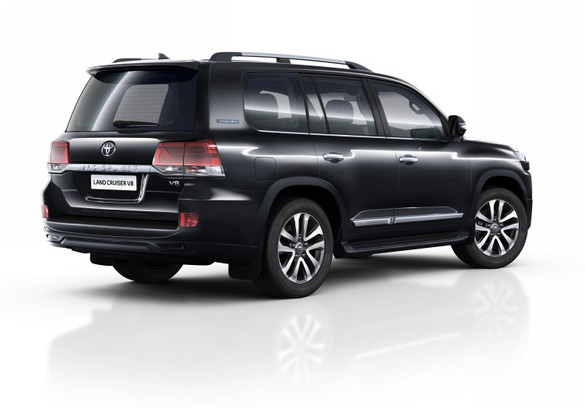 Новые спецверсии Toyota Land Cruiser 200 доступны для заказа в России