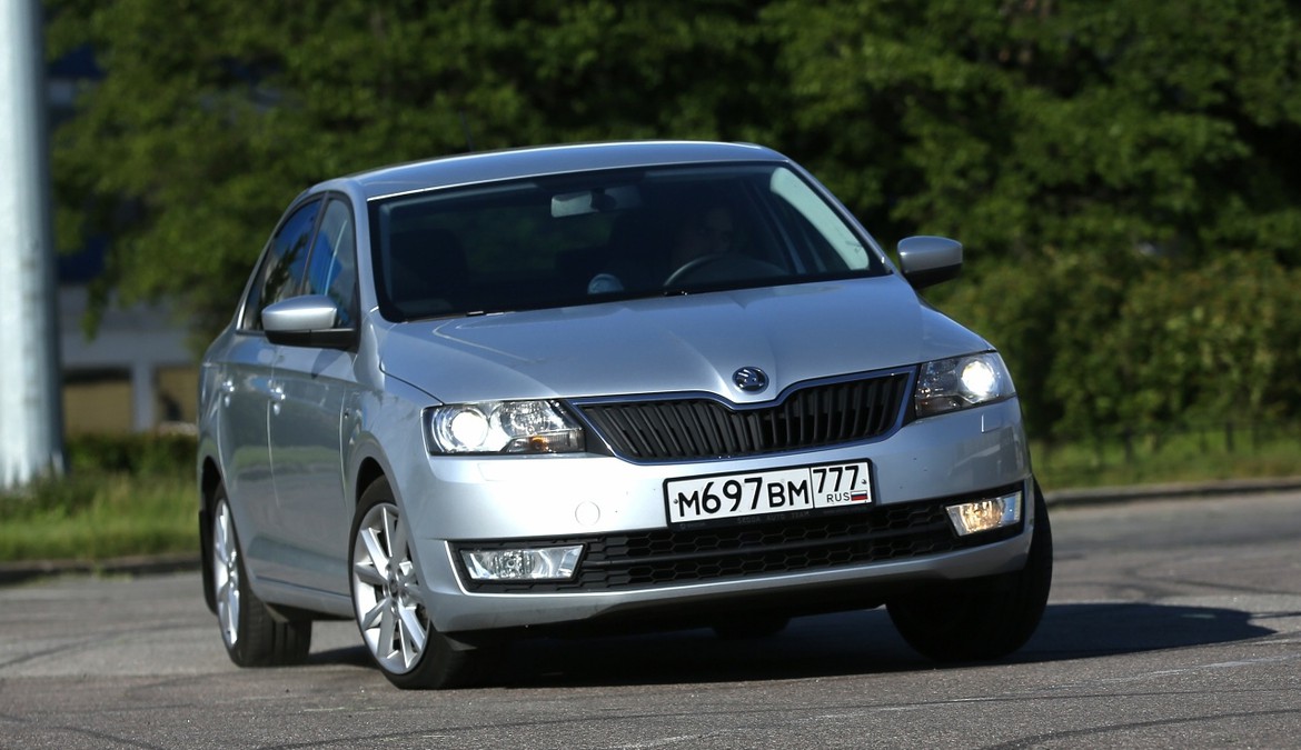 Для Skoda Rapid стали доступны новые варианты окраски