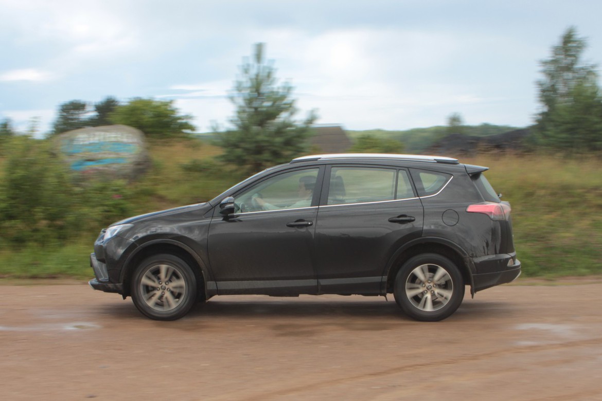 Путешествие на Селигер на Toyota RAV4: заброшенная жемчужина России