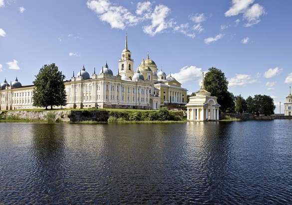 Путешествие на Селигер на Toyota RAV4: заброшенная жемчужина России