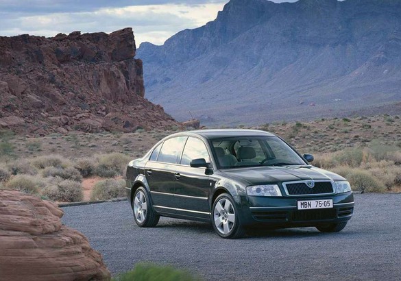 Skoda отмечает 15-летие модели Superb