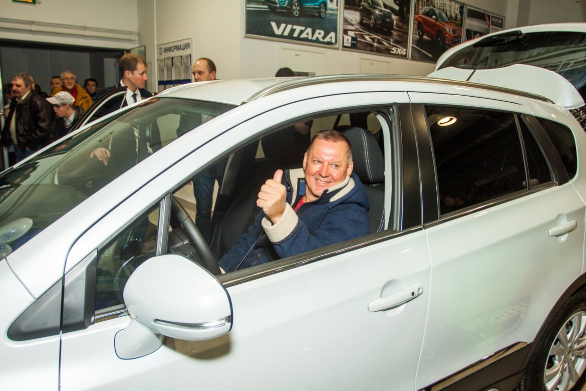 В Петербурге представили обновленный Suzuki SX4