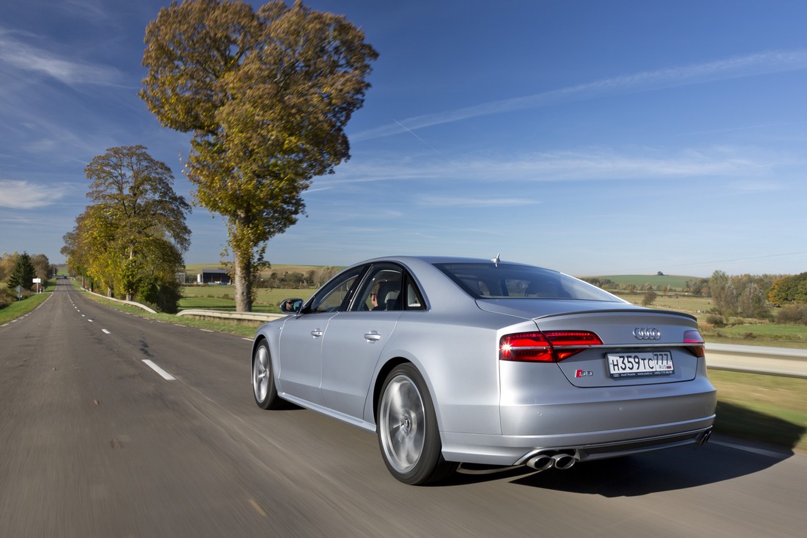 Тест-драйв Audi RS7 Sportback Performance и Audi S8 Plus: безумие в формате лакшери