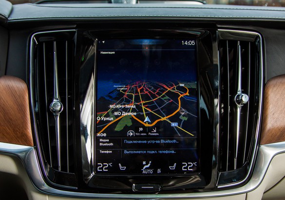 Встречаем Volvo S90: экспресс-тест нового шведского флагмана