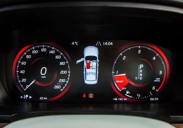 Встречаем Volvo S90: экспресс-тест нового шведского флагмана