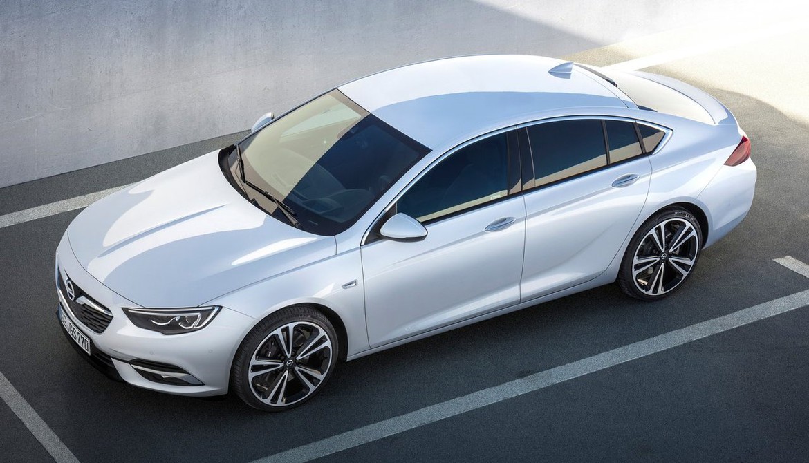 Opel рассекретил новое поколение Insignia