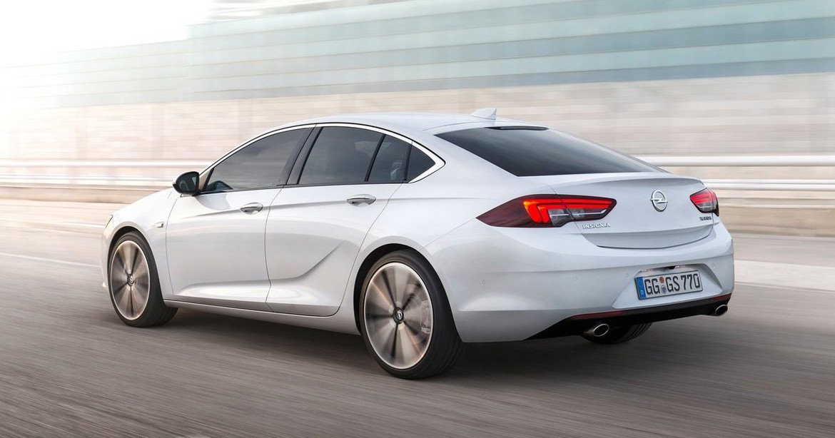 Opel рассекретил новое поколение Insignia
