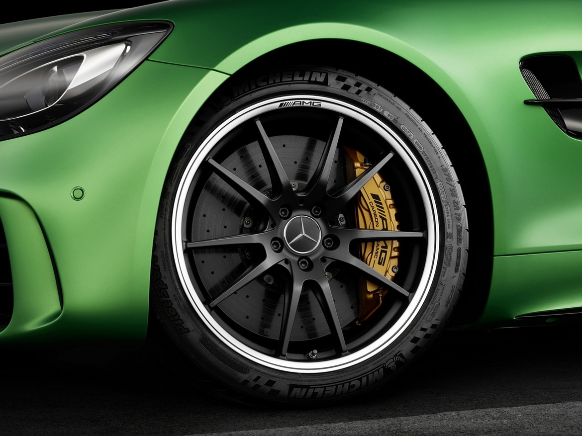 Michelin разработал шины для Mercedes-AMG GT R