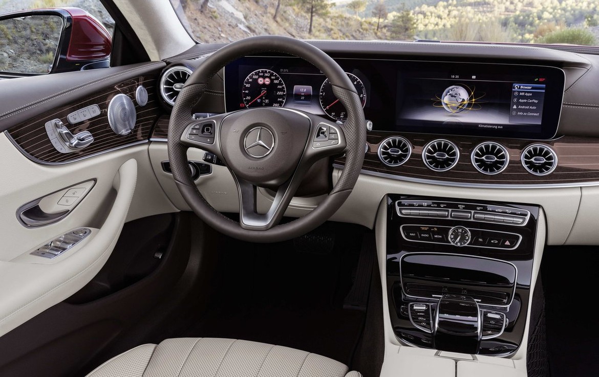 Mercedes представил новое купе E-Class