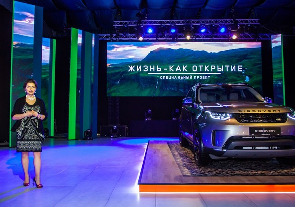 Все о Land Rover Discovery V: щупаем живьем новейший британский внедорожник