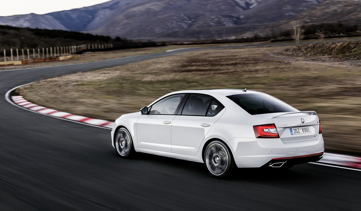 Skoda представила обновленную Octavia RS