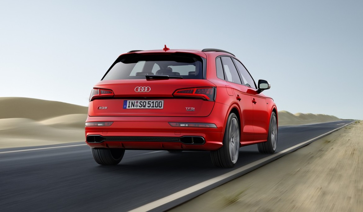 Новый Audi SQ5 TFSI появится в России в середине 2017 года