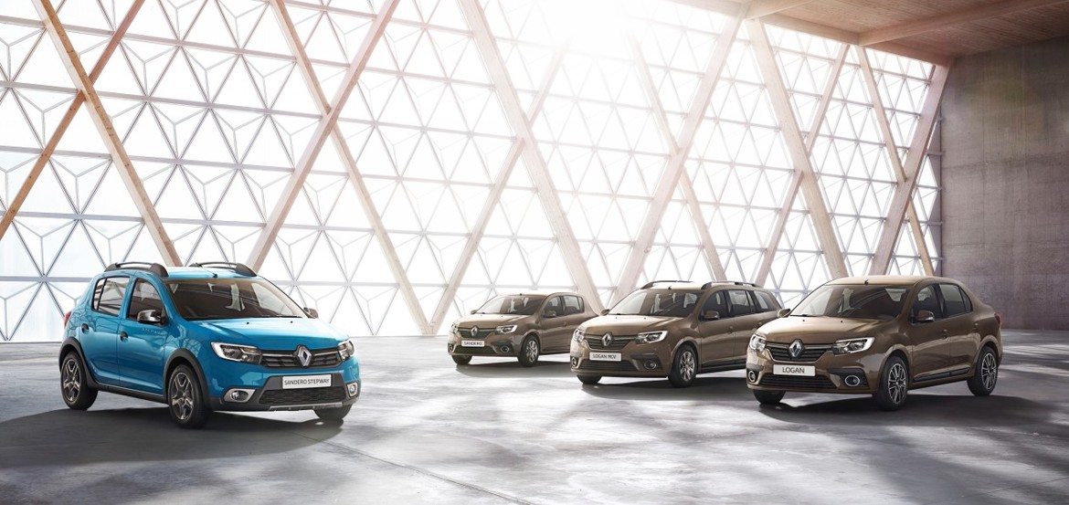 В сеть «утекли» фото салона обновленного Renault Logan