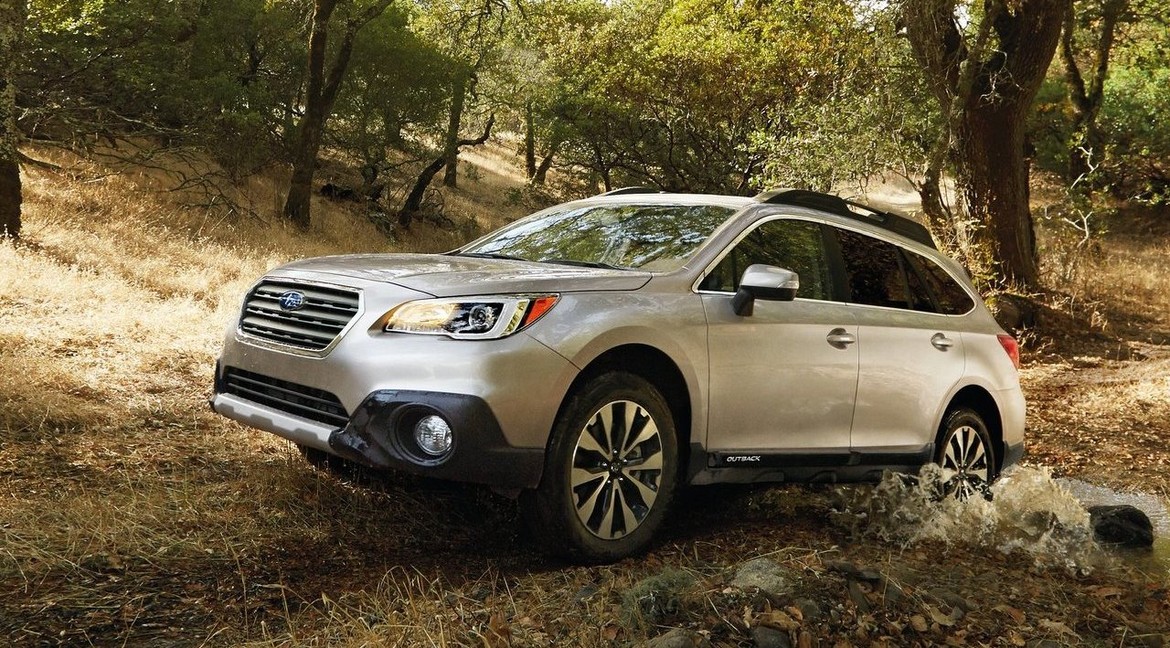 В Subaru объявили российские цены на Forester и Outback 2017 года
