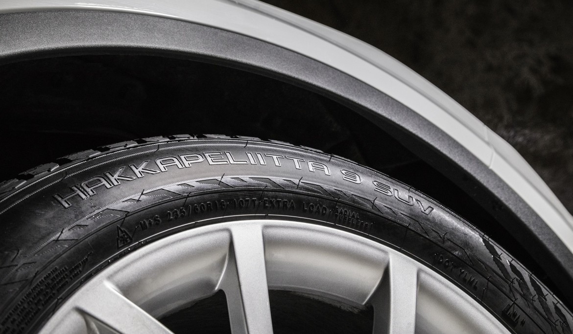 Nokian представил покрышки Hakkapeliitta 9